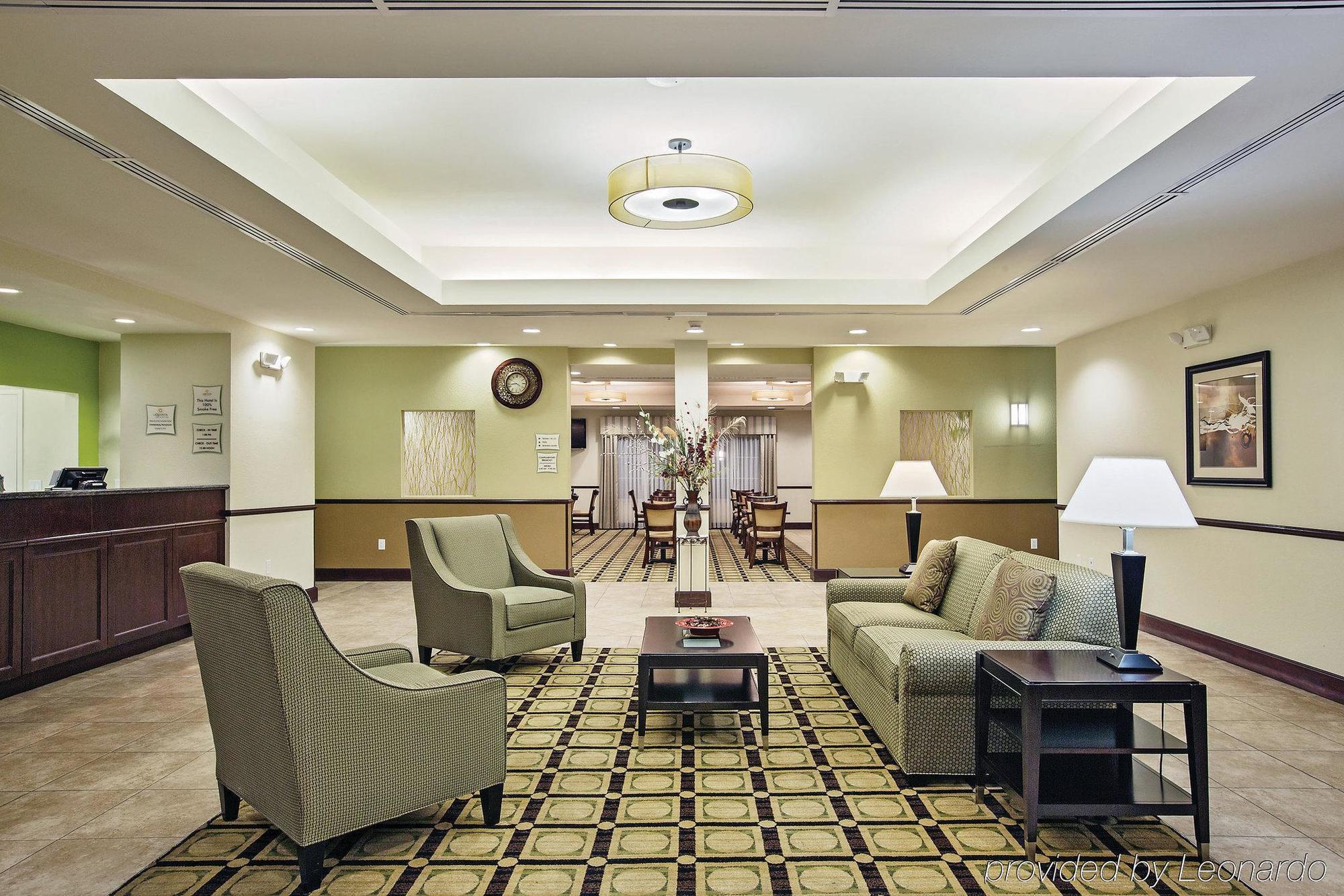 La Quinta By Wyndham Chambersburg Hotel Exterior photo
