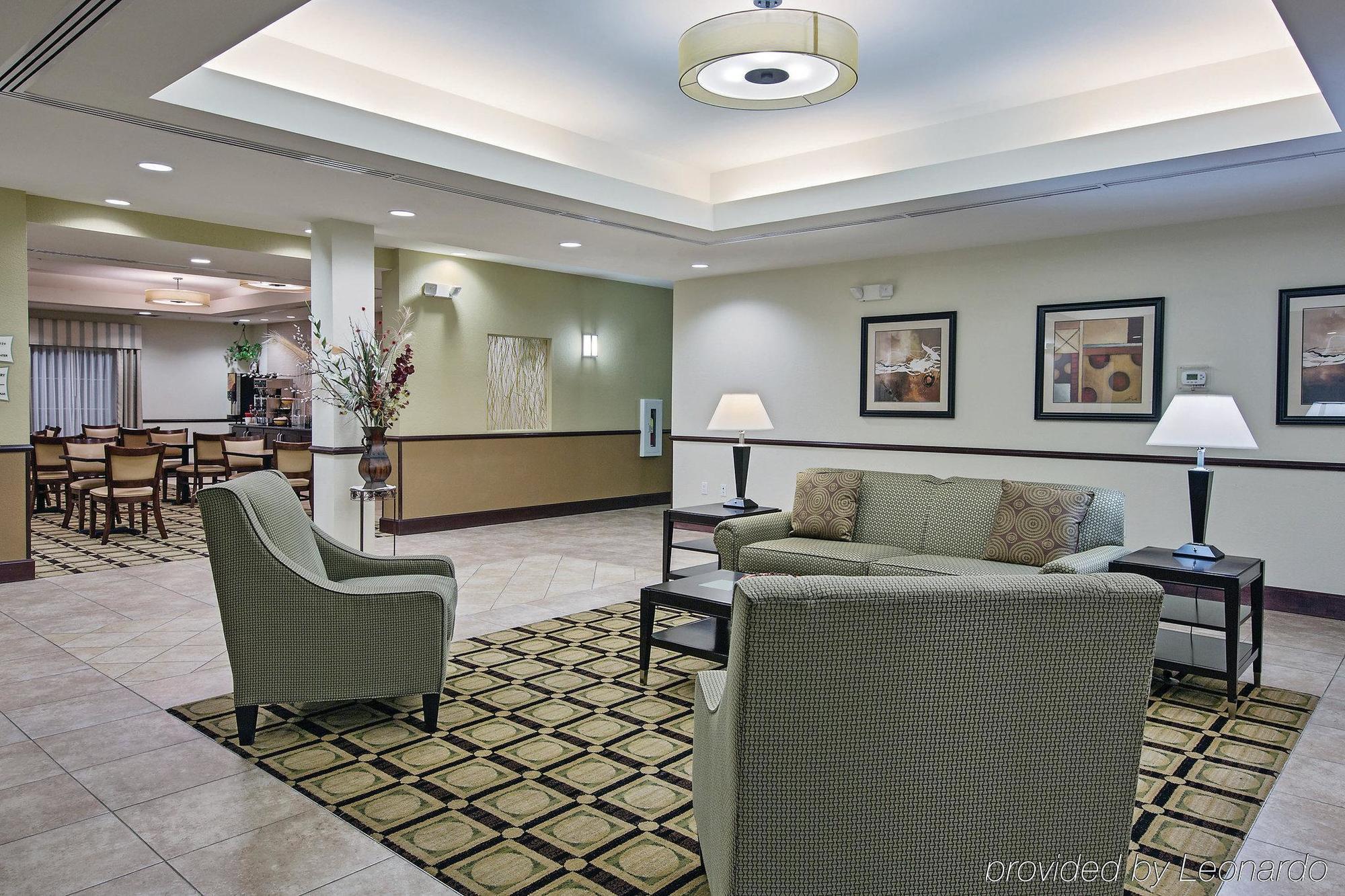 La Quinta By Wyndham Chambersburg Hotel Exterior photo