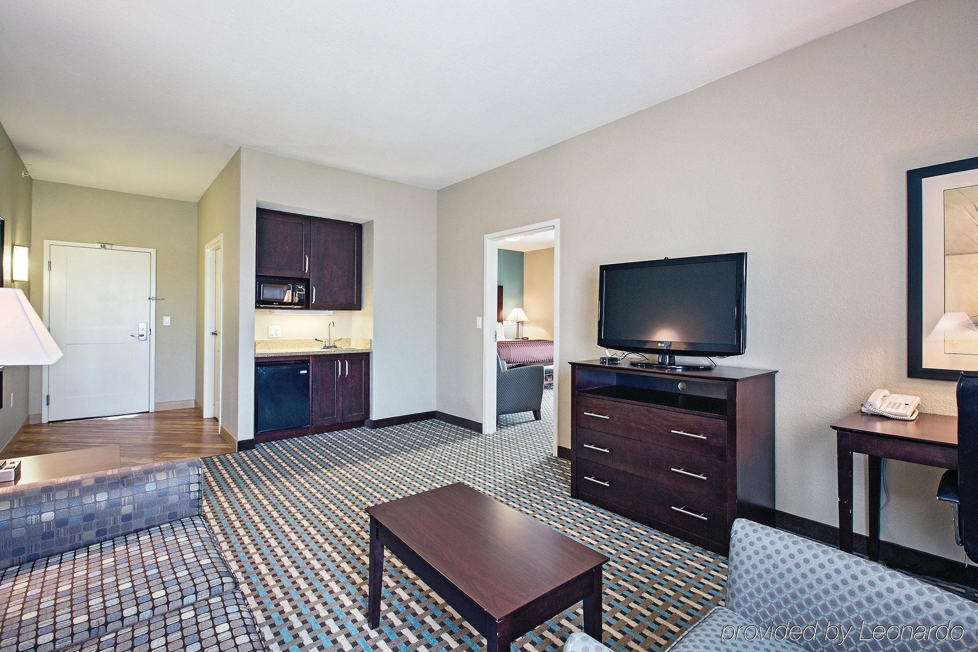 La Quinta By Wyndham Chambersburg Hotel Exterior photo