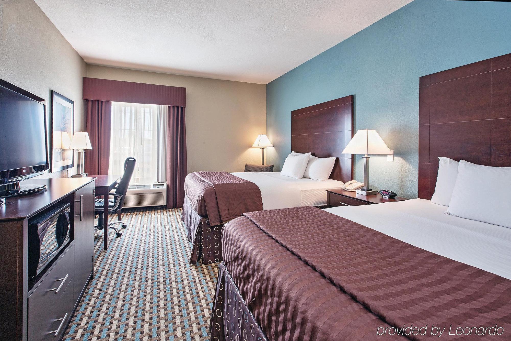 La Quinta By Wyndham Chambersburg Hotel Exterior photo