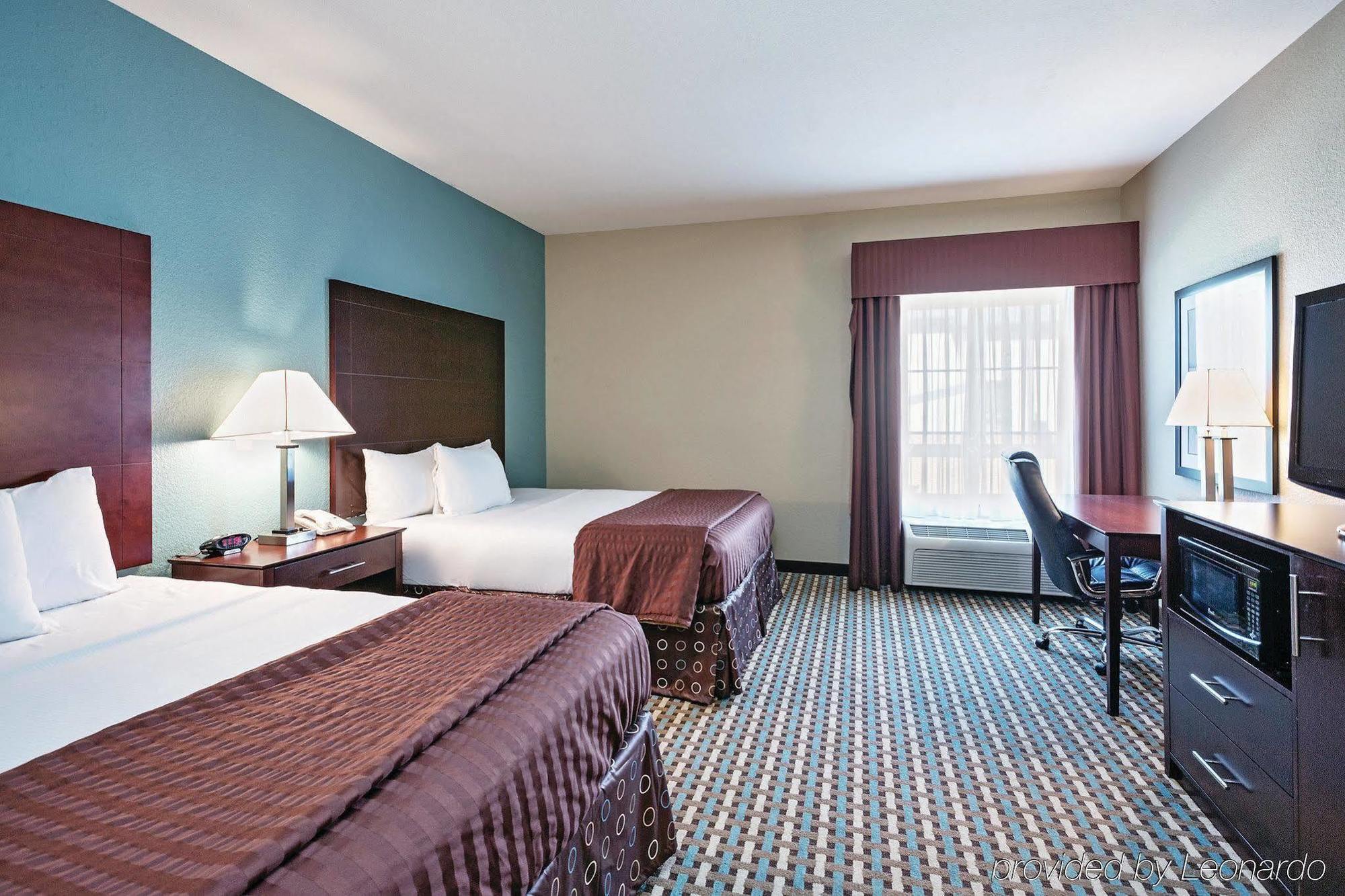 La Quinta By Wyndham Chambersburg Hotel Exterior photo